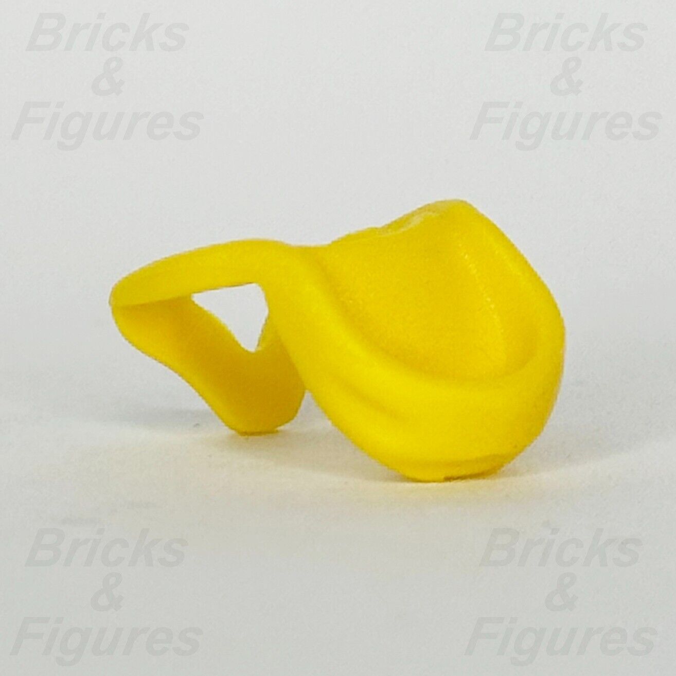 LEGO Yellow Hood Folded Down Minifigure Part Body Wear Neck 15428 76416 x 1 - Bricks & Figures