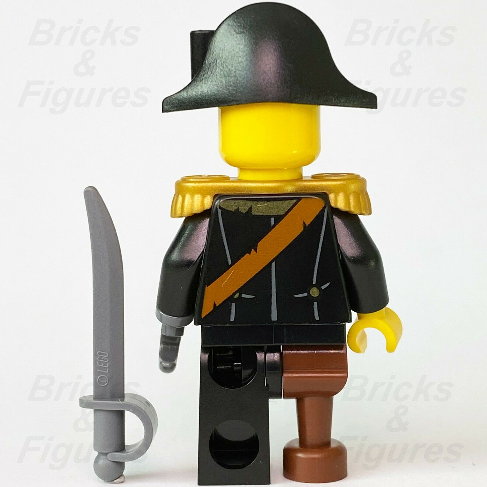 Lego Pirate Captain Minifigure from set 31109 Pirates Blue Coat NEW pi185